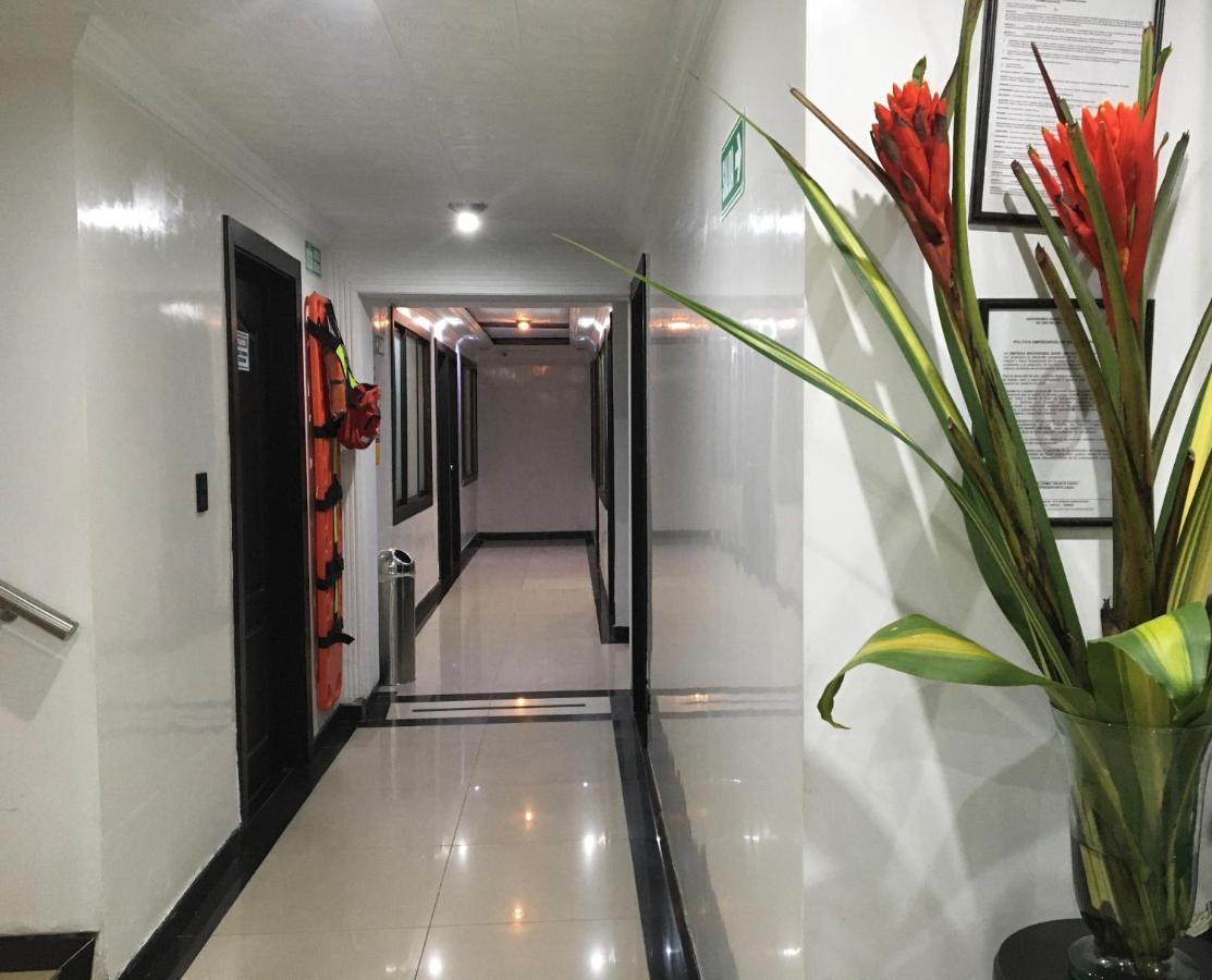 Hotel Ejecutivo Embajada Bogota Ngoại thất bức ảnh